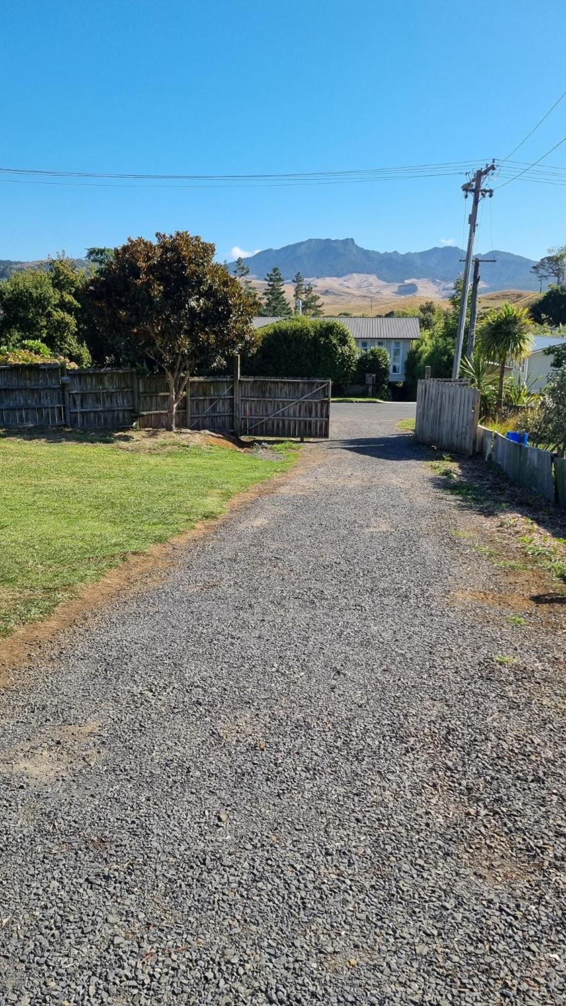Raglan West Retro Beach Vibe Accommodation Exterior foto