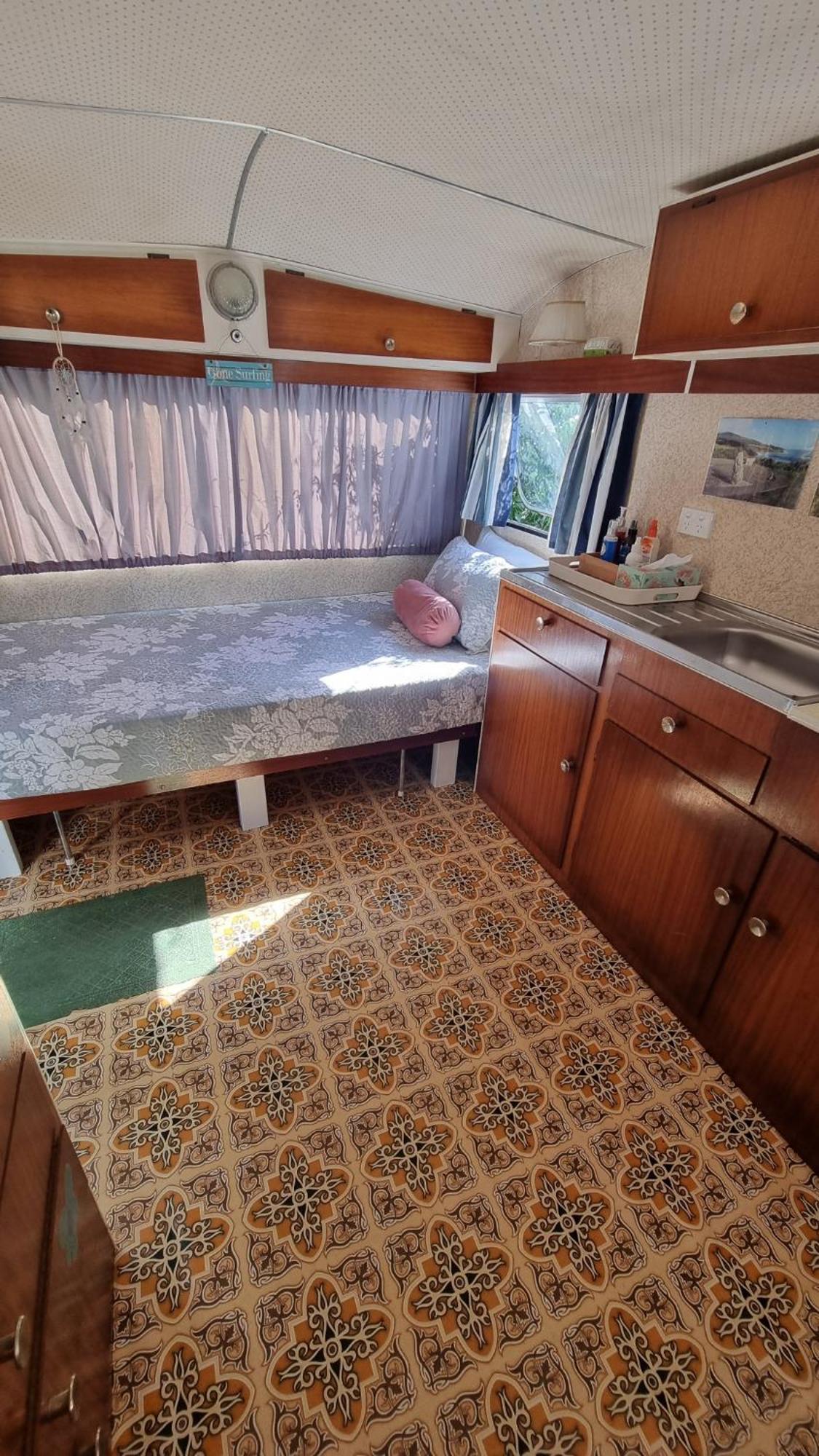 Raglan West Retro Beach Vibe Accommodation Zimmer foto